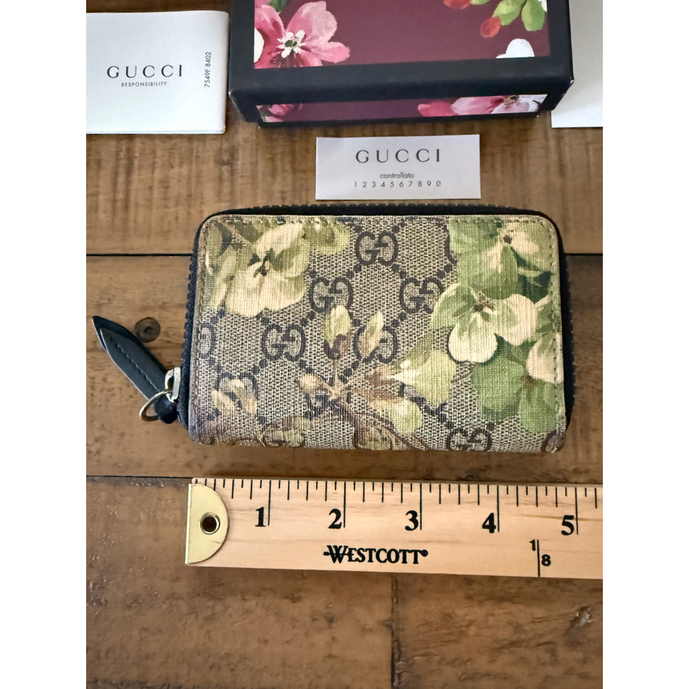 Gucci Wallet Women's Green GG Blooms Floral Canvas Zip Around Card Wallet Italy - Picture 8 of 9